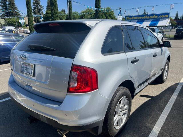 2012 Ford Edge SE
