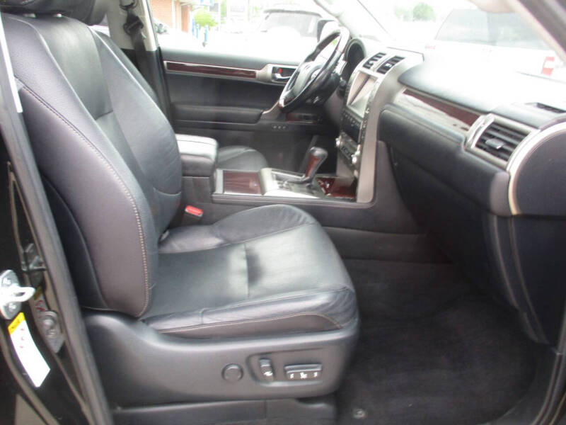 2017 Lexus GX 460
