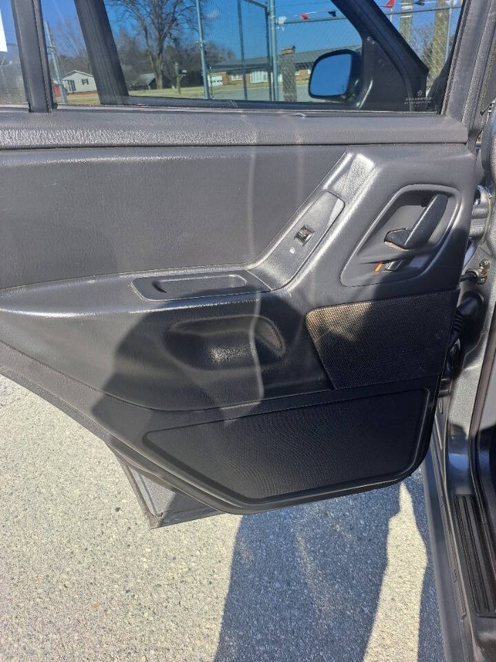 JeepGrand Cherokee19