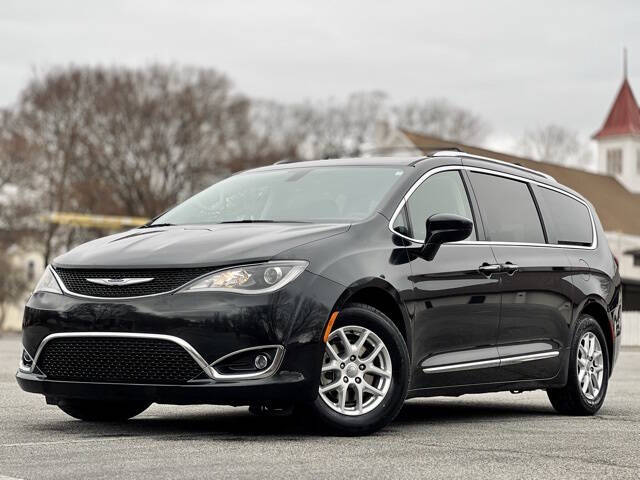 2020 Chrysler Pacifica Touring L
