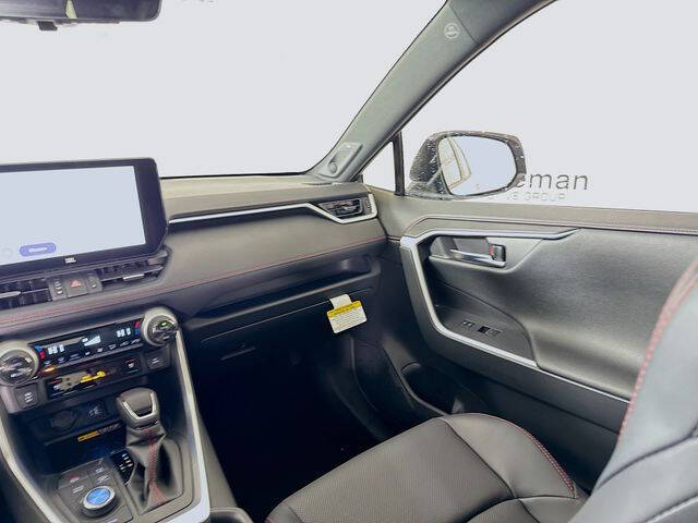 2025 Toyota RAV4 Plug-in Hybrid XSE