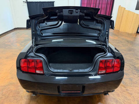 2006 Ford Mustang GT Deluxe