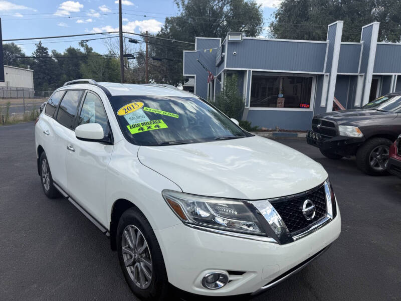 2015 Nissan Pathfinder SV