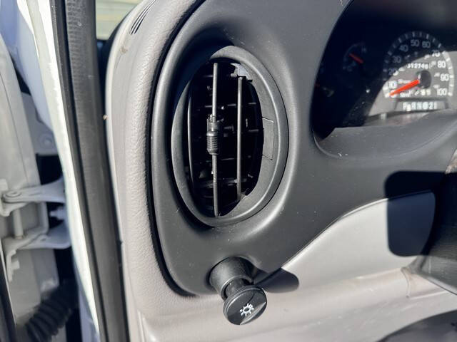 2002 Ford E-Series E-250