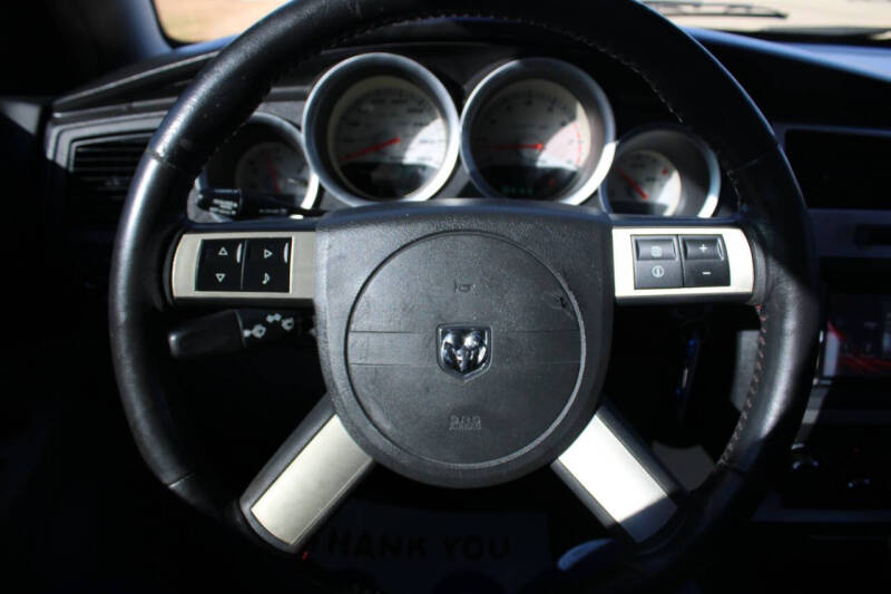 2007 Dodge Charger SRT-8