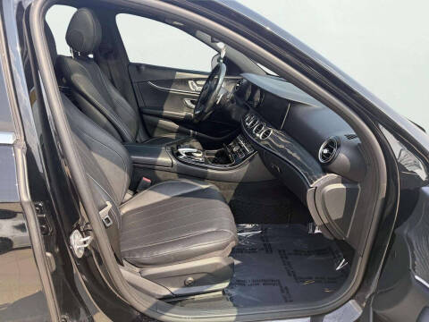 2017 Mercedes-Benz E-Class E 300 4MATIC