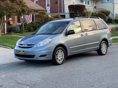 2008 Toyota Sienna for sale at Reis Motors LLC in Lawrence NY