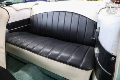 1953 Ford Crestline
