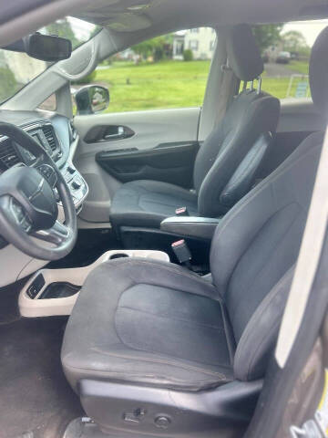 2017 Chrysler Pacifica LX