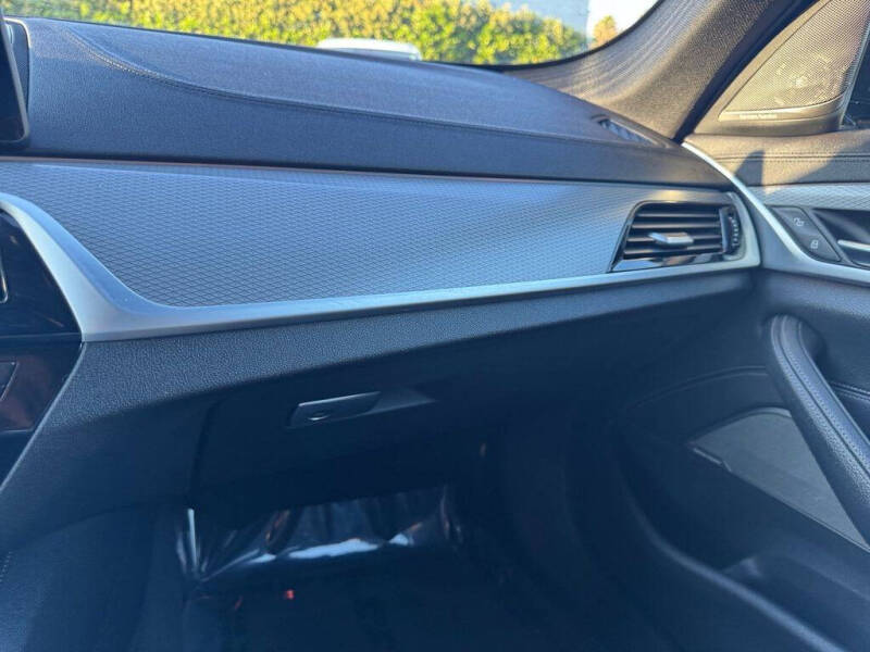 2020 BMW 5 Series M550i xDrive