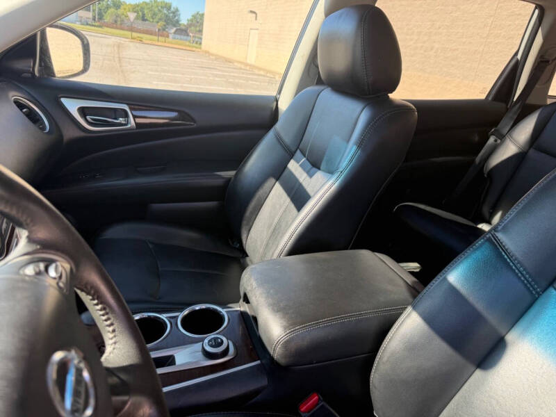 2015 Nissan Pathfinder SL