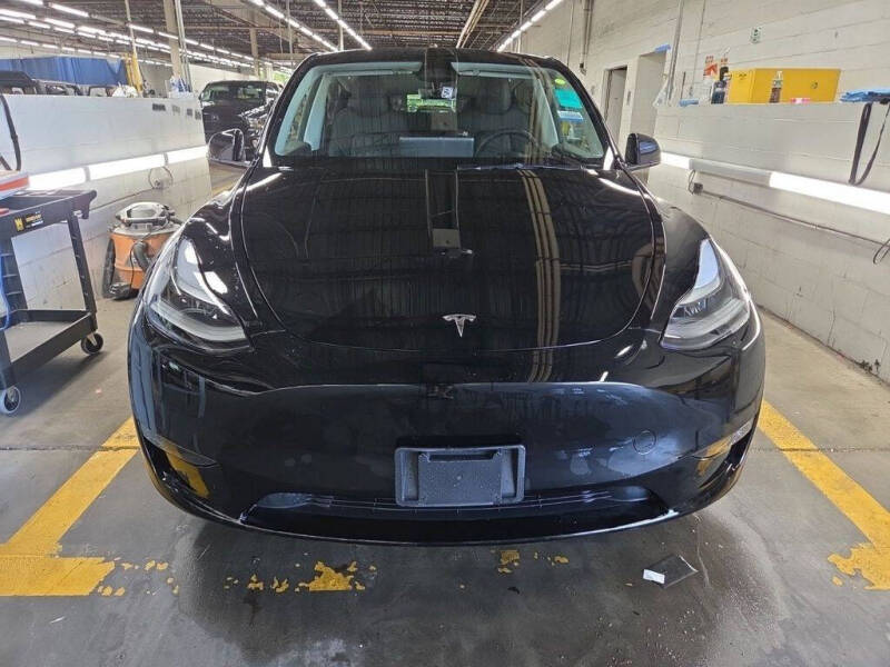 2024 Tesla Model Y Long Range