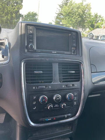 2017 Dodge Grand Caravan SE