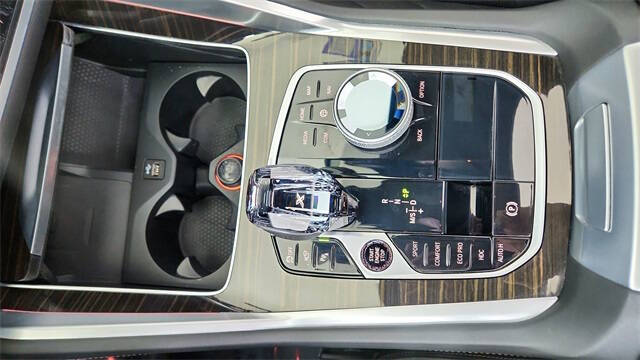 2023 BMW X6 xDrive40i