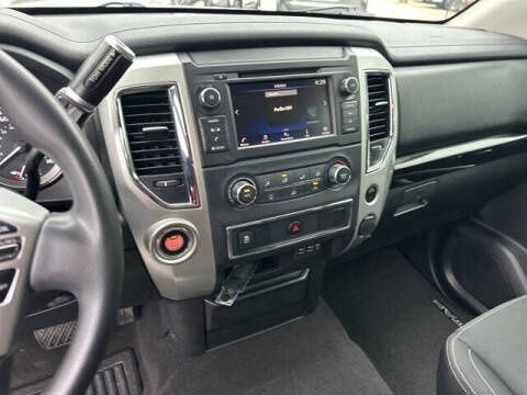 2019 Nissan Titan SV