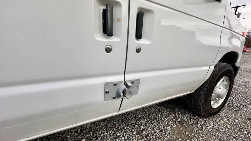 2008 Ford E-Series E-250