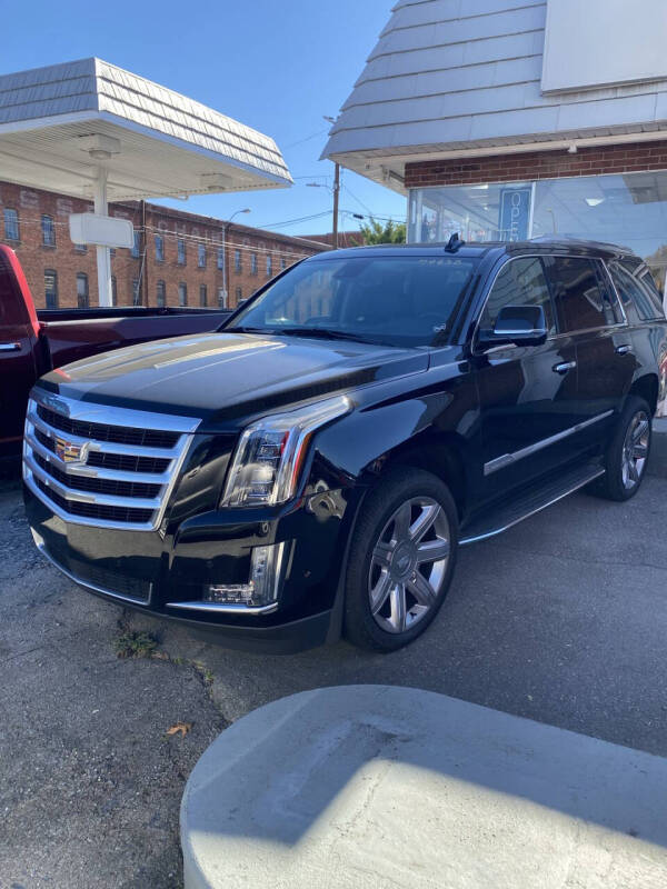 2020 Cadillac Escalade Premium Luxury's photo