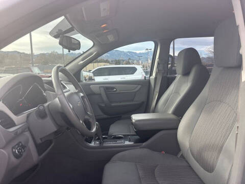 2017 Chevrolet Traverse LT