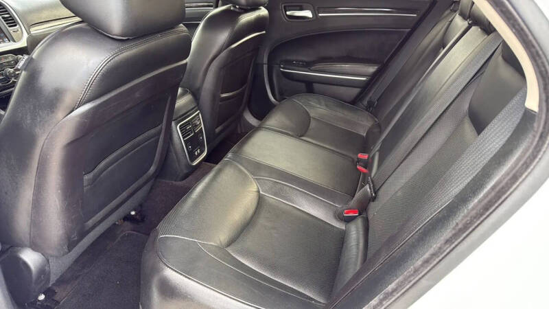 2018 Chrysler 300 Limited