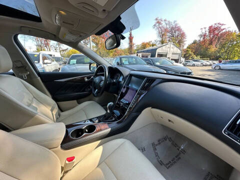 2014 Infiniti Q50 Premium