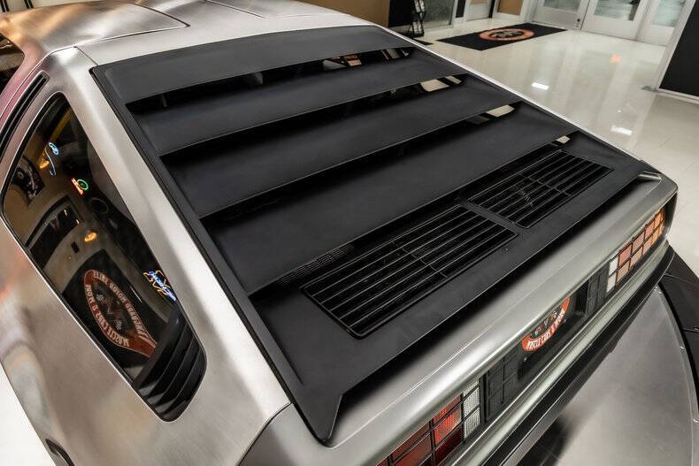 1981 DeLorean DMC-12