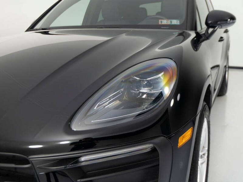 2025 Porsche Macan