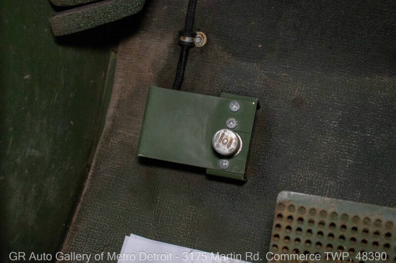 2001 AM General Hummer