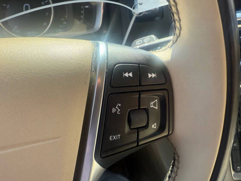 2015 Volvo V60 T5 Premier