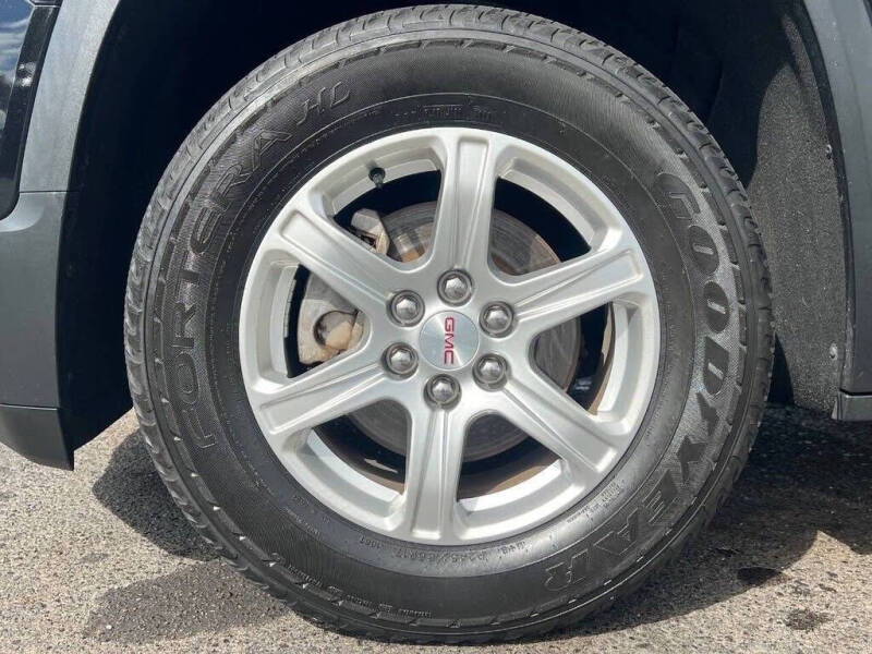 2017 GMC Acadia SLE-1