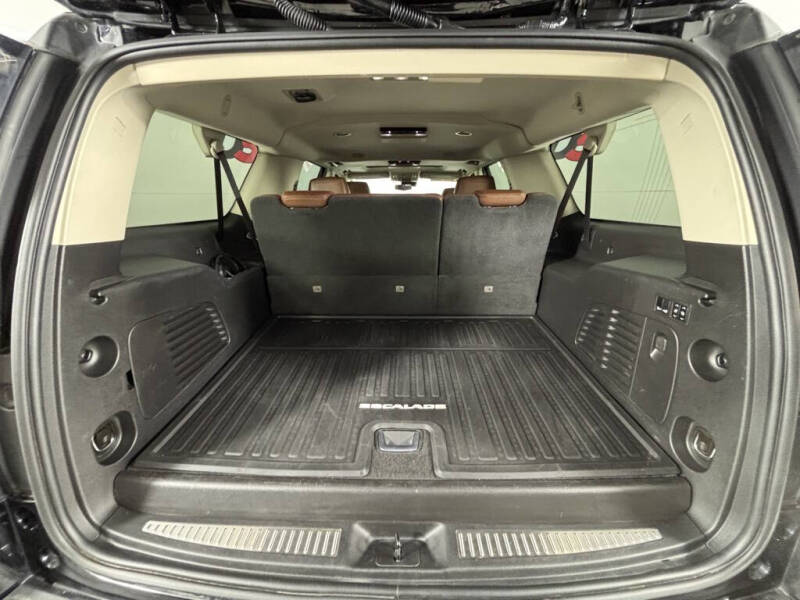 2020 Cadillac Escalade ESV Premium Luxury