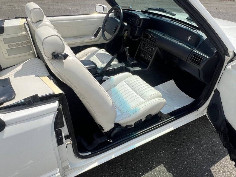 1993 Ford Mustang LX 5.0