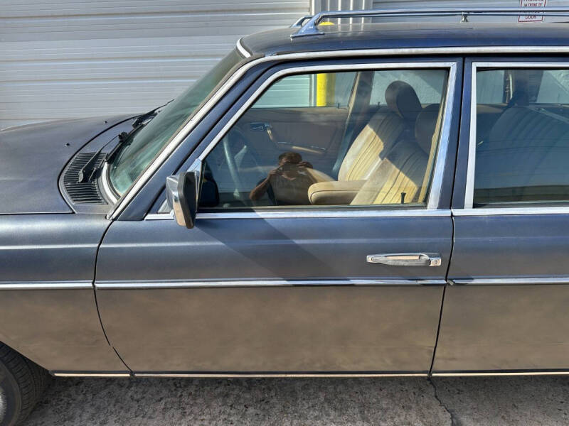 1984 Mercedes-Benz 300-Class 300 TD