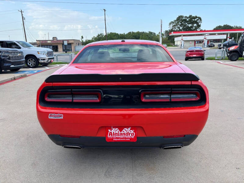 2020 Dodge Challenger SXT