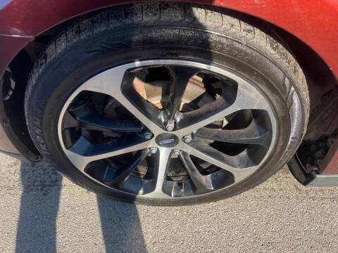 2015 Ford Taurus SEL