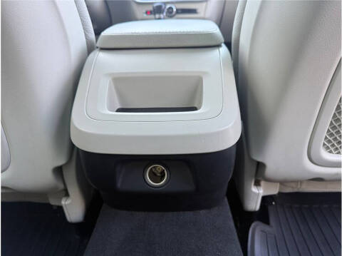 2020 Volvo V90 Cross Country T6