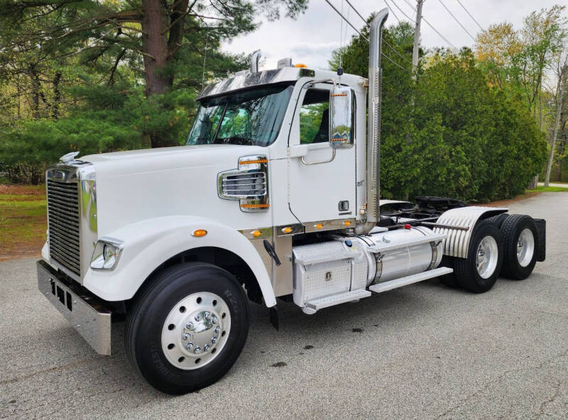 2012 Freightliner CORONADO