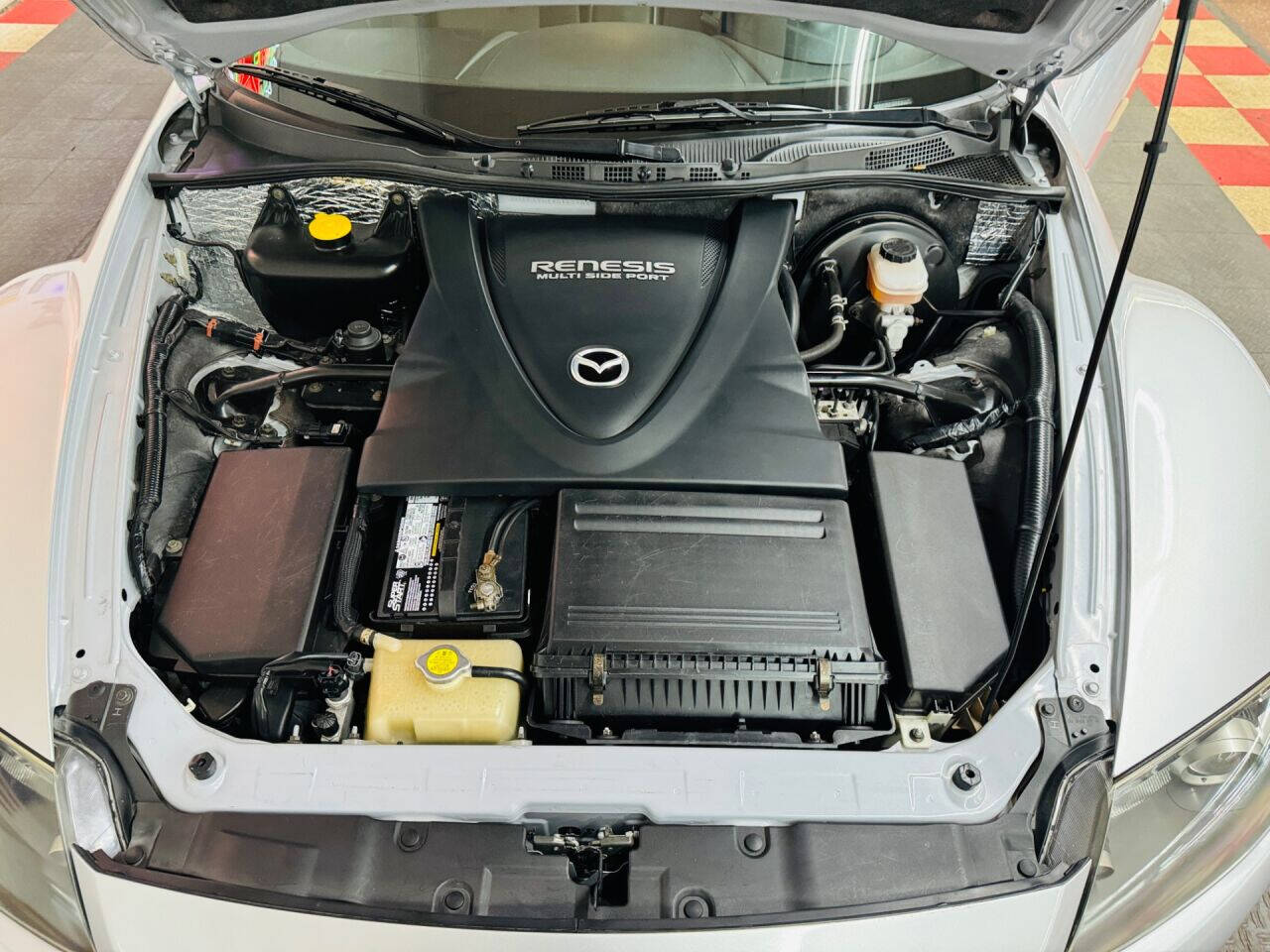 2004 Mazda RX-8 20