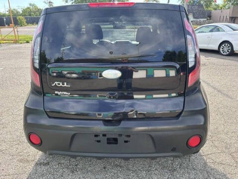 2019 Kia Soul +