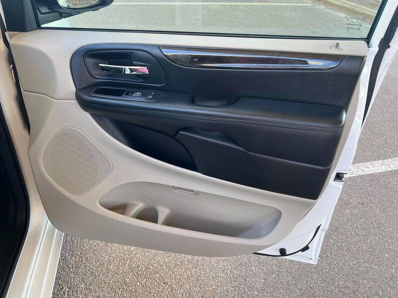 2020 Dodge Grand Caravan SE