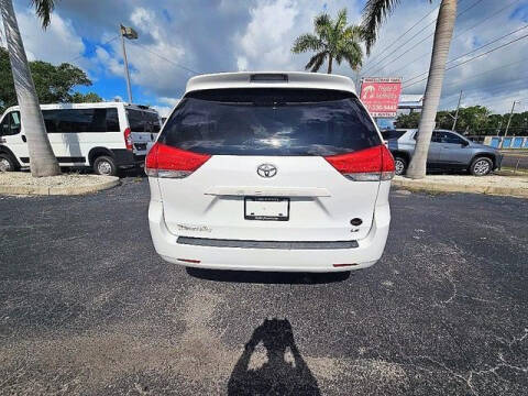 2014 Toyota Sienna