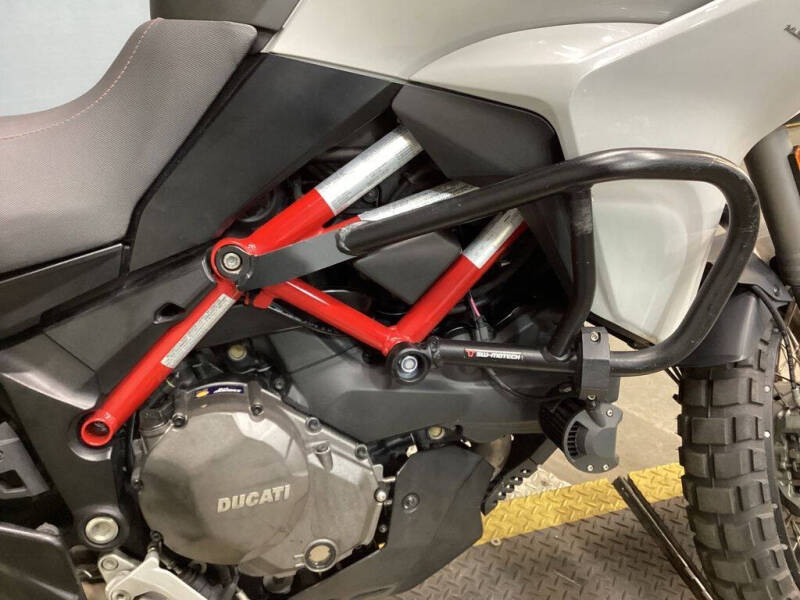 2020 Ducati Multistrada 950 S Spoked Wheel
