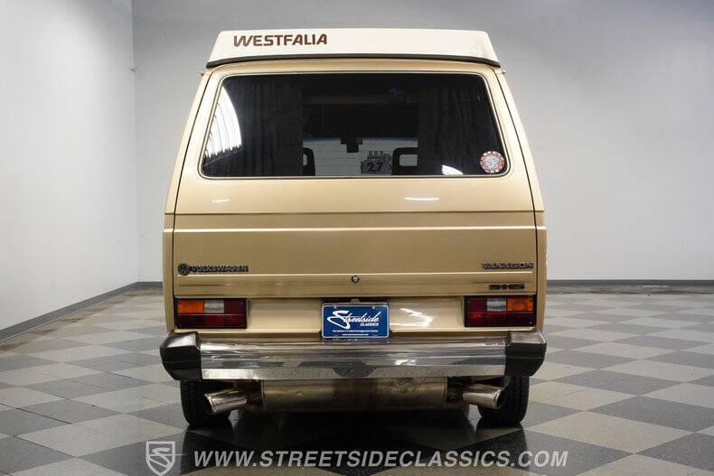 1982 Volkswagen Vanagon Camper