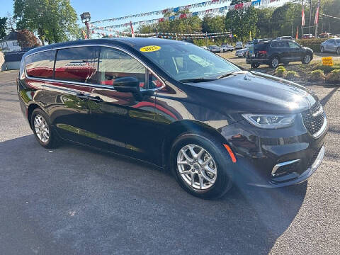 2023 Chrysler Pacifica Touring L