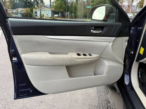 2012 Subaru Outback 2.5i