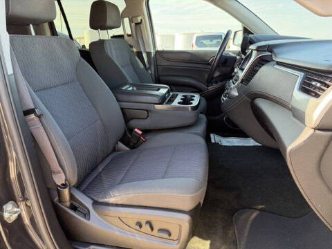 2017 Chevrolet Suburban LS