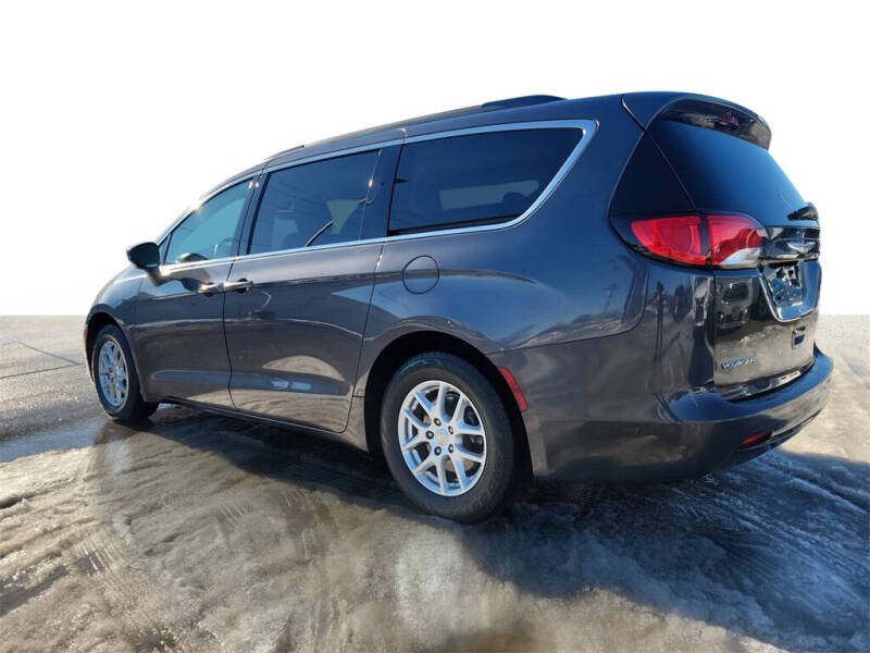 2020 Chrysler Voyager LXi