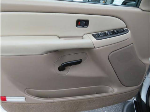 2003 Chevrolet Suburban 1500 LS