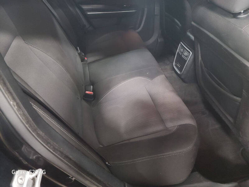 2015 Dodge Charger SE