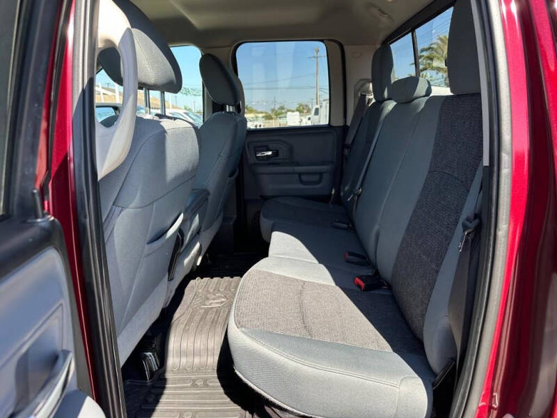 2019 RAM 1500 Classic SLT