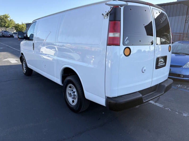 2007 GMC Savana 2500
